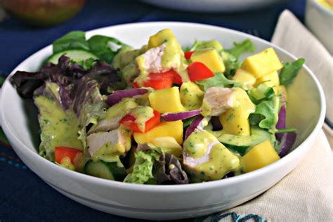 How many protein are in mango chicken chop salad - calories, carbs, nutrition